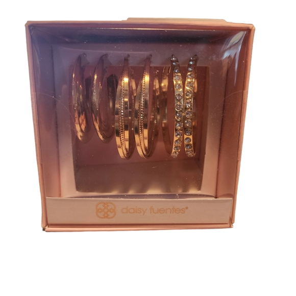 Daisy Fuentes earrings 3 pairs gold - Picture 2 of 3